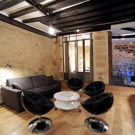 Unique Loft Apartment In Le Marais Parijs Buitenkant foto