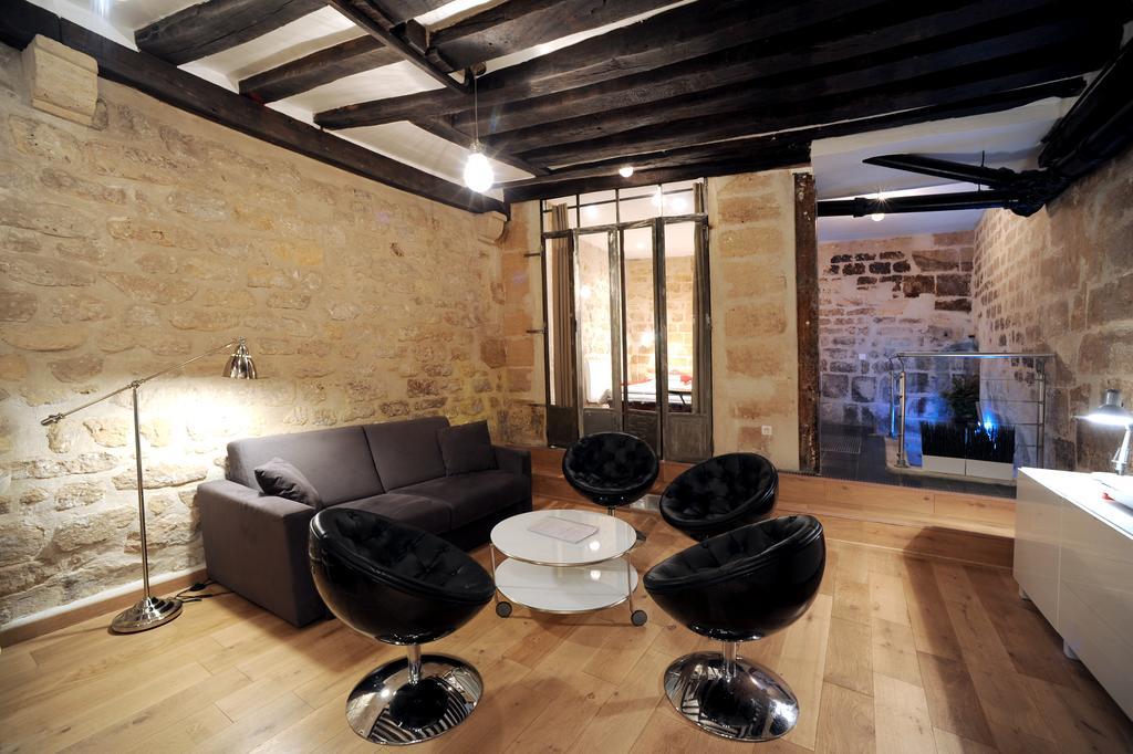 Unique Loft Apartment In Le Marais Parijs Buitenkant foto